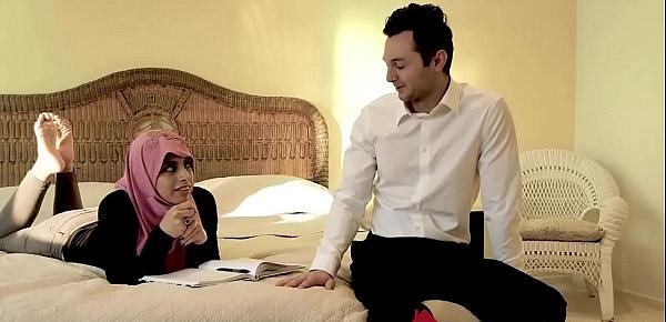  Beautiful Muslim Daughter Ella Knox Enjoys Dirty Family Sex In Dubai